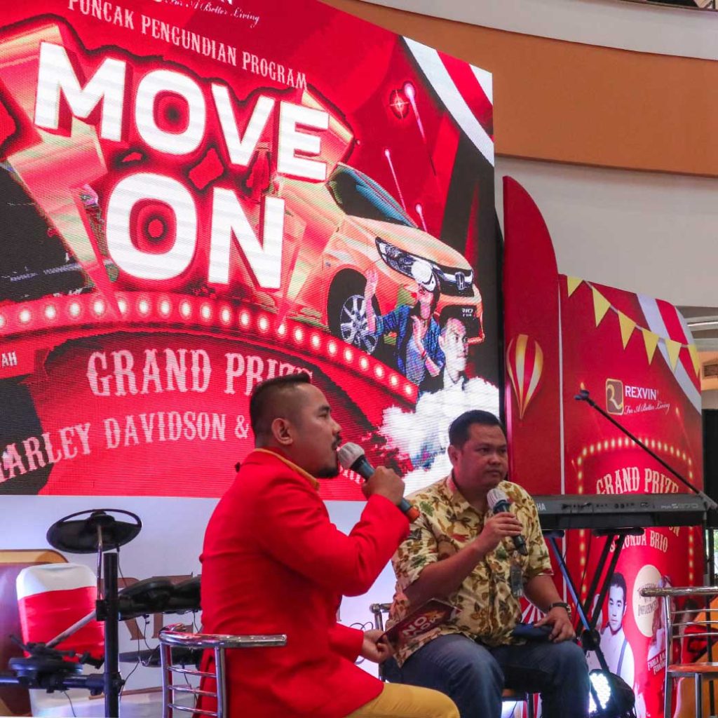 Puncak Acara Grand Prize Move On Bersama REXVIN di Panbil Mall